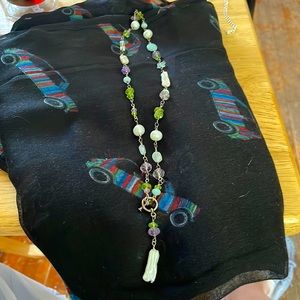 Pearl and bead Necklace